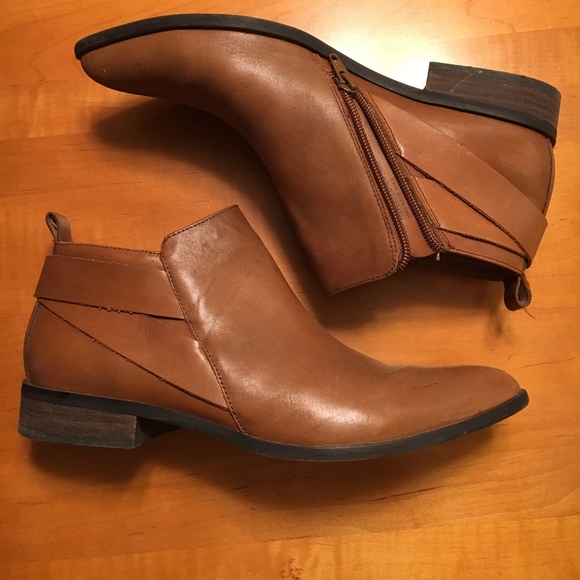 CORSO COMO All Leather Bootie - Sz 9.5 - Picture 2 of 6